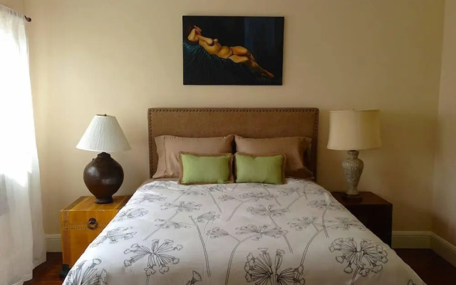 photo 4 of Charming 2 bdrm Dolores Heights Apt