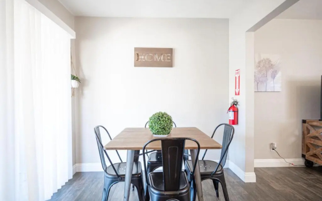 photo 3 of Charming 2 Bedroom House
