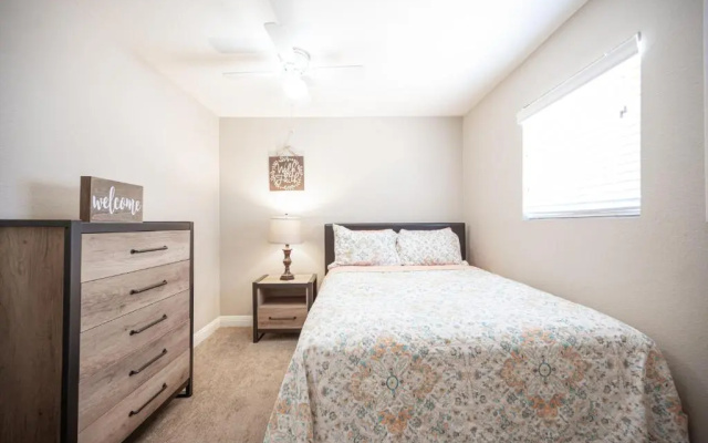 photo 5 of Charming 2 Bedroom House