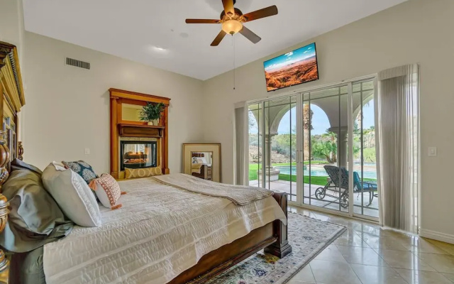 photo 5 of Charming 5-bed Villa in Fountain Hills With Pool!