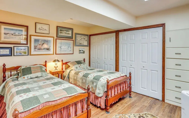photo 4 of Charming Apartment w/ Yard & Beautiful Gardens!