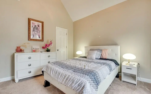 photo 4 of Pet-friendly Atlanta Home: 9 Mi to Downtown!