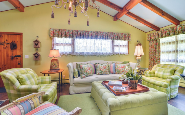 photo 4 of 'La Petite Chalet' w/ Views in Blue Ridge Mtns!