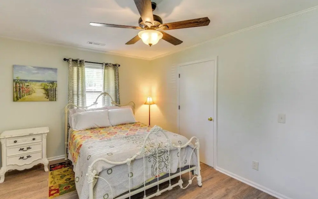 photo 2 of Charming Bluffton Vacation Home w/ Yard!