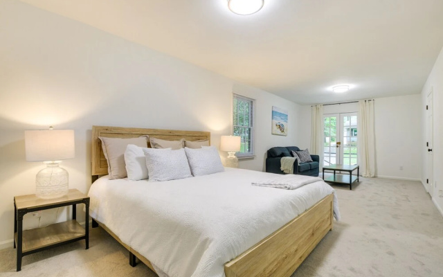 photo 4 of Charming Cary Home ~ 10 Mi to Downtown Raleigh!