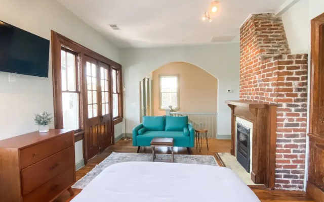 photo 5 of Charming & Central Executive Rentals