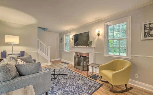 photo 2 of Charming Cincinnati Home < 10 Mi to Downtown!