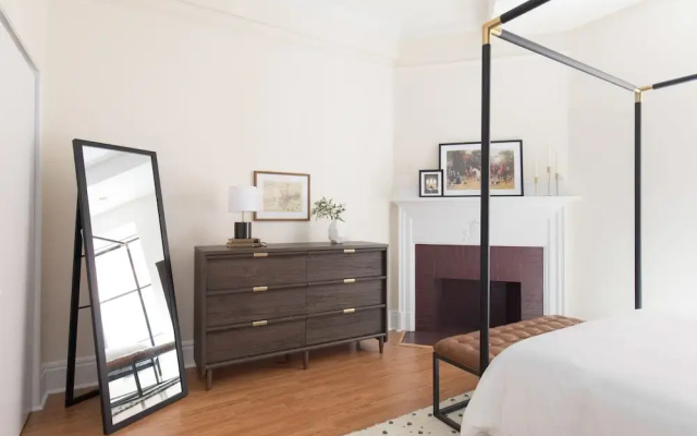 photo 5 of Charming Downtown Crossing Suites by Sonder