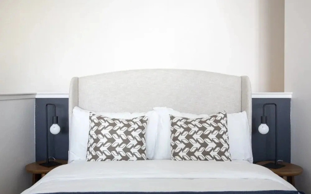 photo 3 of Charming Downtown San Jose Suites by Sonder