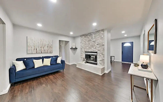 photo 3 of Charming Getaway W/ New Kitchen & Private Backyard 3 Bedroom Home