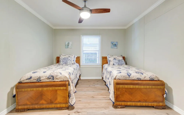 photo 4 of Charming Gulfport Home ~ 2 Mi to Marina