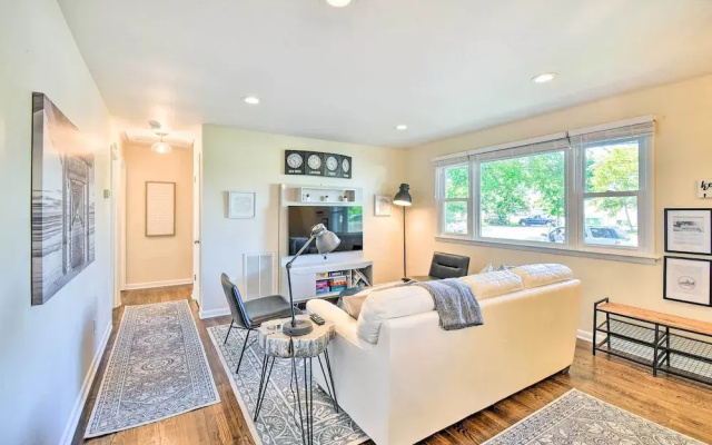 photo 5 of Charming Hampton Home w/ Yard: 2 Mi to Beach!