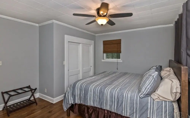 photo 4 of Charming Historic Home Near Downtown Hendersonville 3 Bedroom Home by Sunscape Property Management