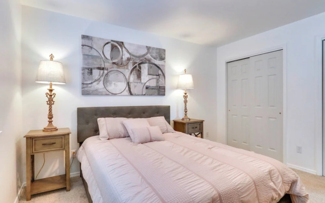 photo 5 of Charming Home w/ Patio: 3 Mi to Hayden Lake!