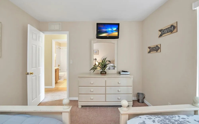 photo 3 of Charming Home With Private Balcony, 4 Miles From Disney! CDC Standards #4ro785