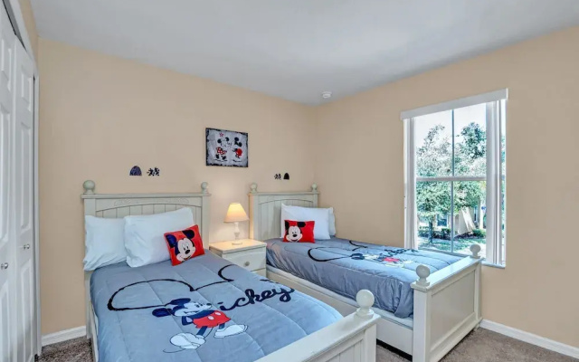 photo 4 of Charming Home With Private Balcony, 4 Miles From Disney! CDC Standards #4ro785