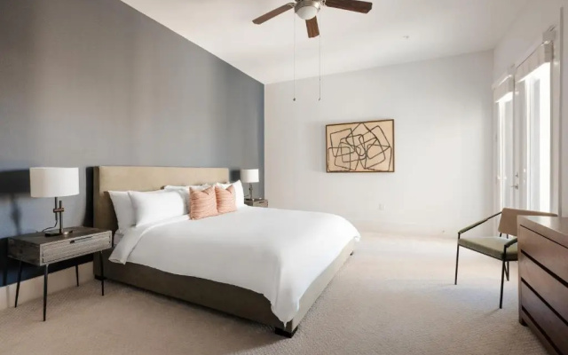 photo 2 of Charming Museum District Suites by Sonder