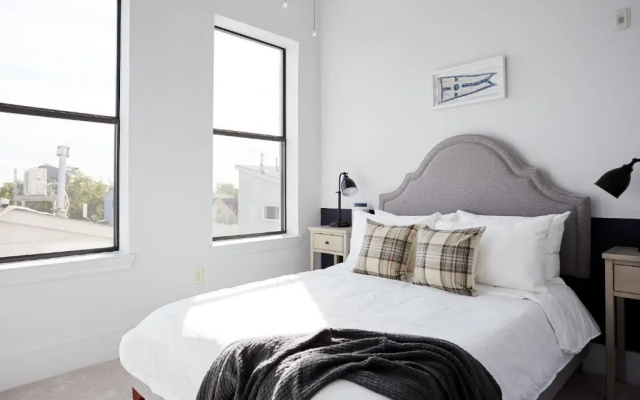photo 5 of Charming Museum District Suites by Sonder