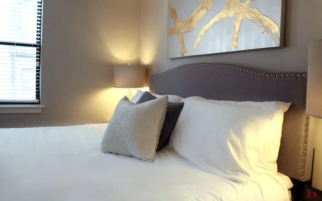 photo 2 of Charming One Bedroom Suite