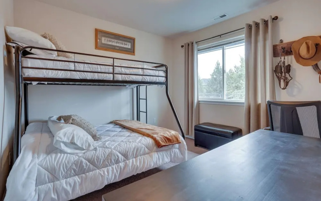photo 4 of Charming Redmond Townhome w/ Resort Amenities