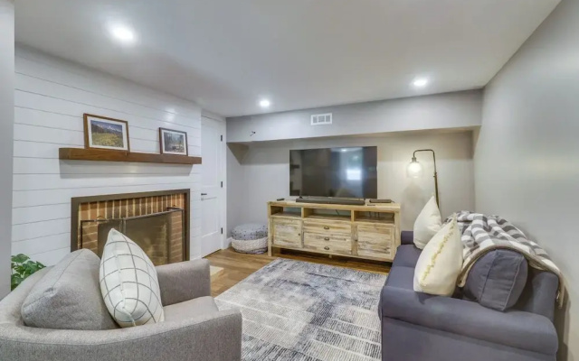 photo 5 of Charming Retreat in Charlottesville w/ Deck!