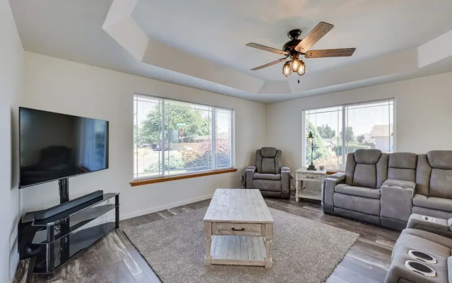photo 4 of Charming Rogue Valley Home in Central Point!