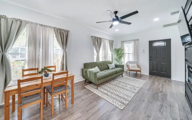 photo 2 of Charming San Antonio Home ~ 2 Mi to The Alamo!