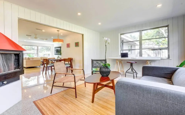 photo 4 of Charming Sarasota Vacation Home Near Downtown