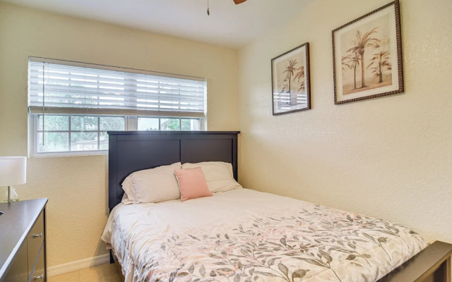 photo 3 of Charming Seminole Home w/ Patio: 6 Mi to Beaches!
