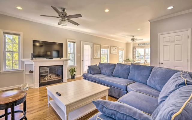 photo 3 of Charming Spring Lake Retreat, 1 Mi to Beach!
