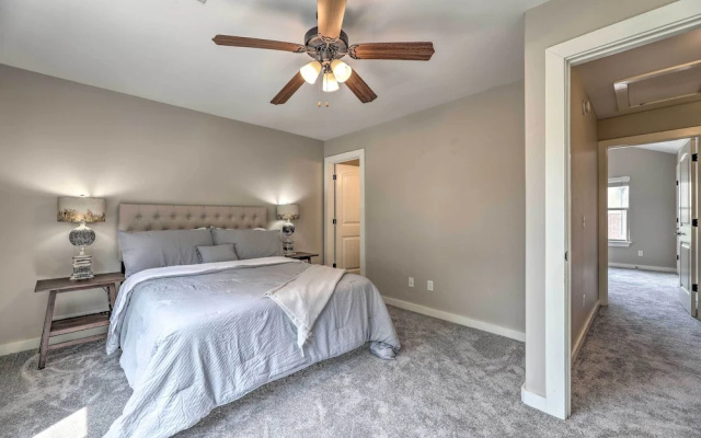 photo 4 of Charming Springdale Townhome ~ 5 Mi to Dtwn!