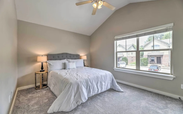 photo 5 of Charming Springdale Townhome ~ 5 Mi to Dtwn!