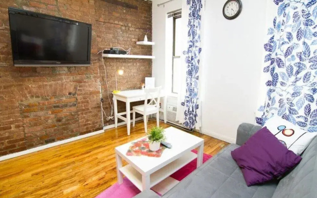 photo 3 of Charming Studio