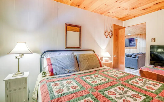 photo 3 of Charming Tamworth Cabin w/ Grill & Fireplace