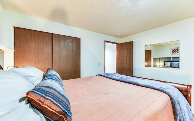 photo 2 of Charming Union Home w/ Deck ~ 2 Mi to Hood Canal!