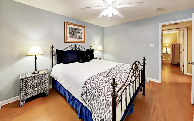 photo 5 of Charming Unit D - 2 Br Duplex