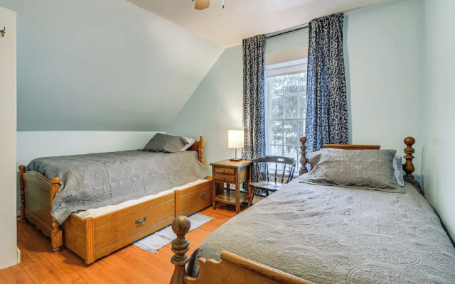 photo 2 of Charming Wilton Vacation Rental w/ Fire Pit