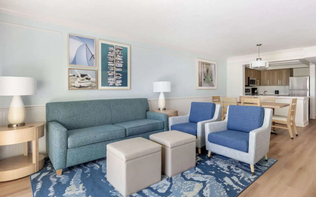 photo 5 of Hilton Vacation Club Charter Club Naples Bay