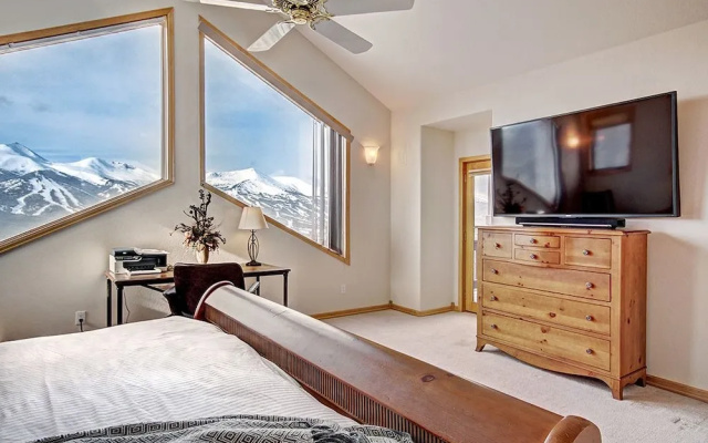 photo 3 of Charter Ridge 10 Condo 4 Bedrooms 3.5 Bathrooms Condo