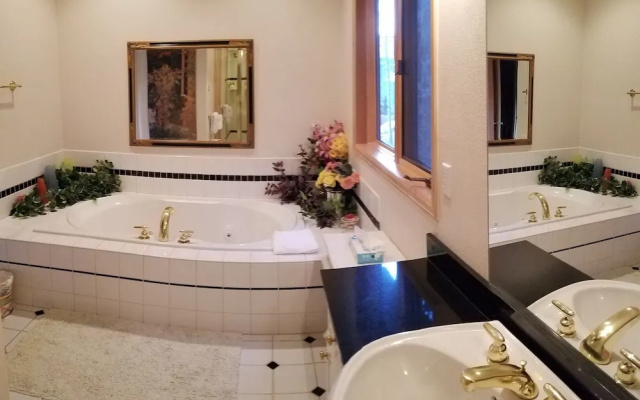 photo 5 of Charter Ridge By Peak Property Management
