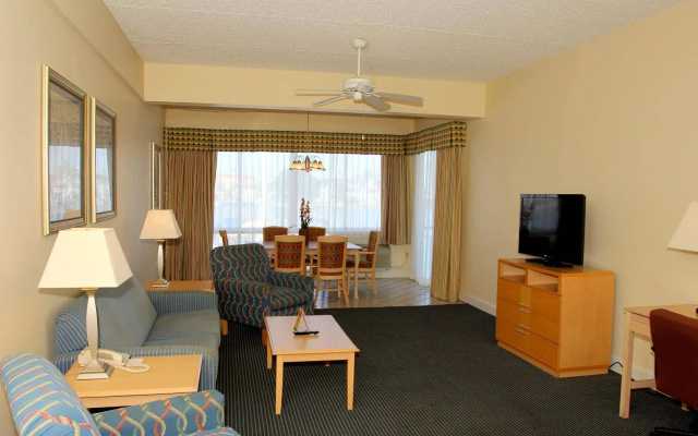 photo 3 of Chart House Suites and Marina