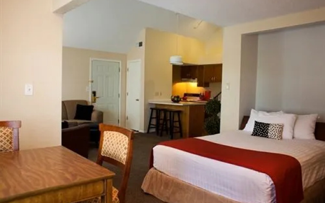 photo 4 of Chase Suite Hotel Kansas City