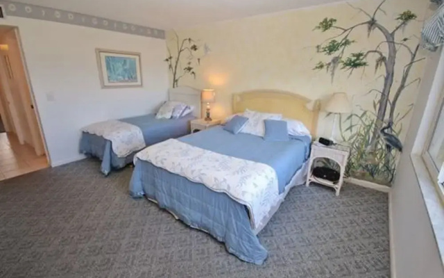 photo 4 of Chateau by the Sea 31C Apartment 2