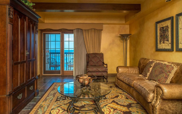 photo 2 of Chateau On The Lake Resort Spa and Convention Center