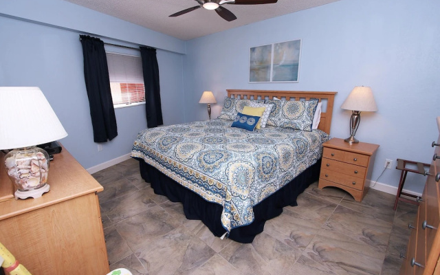photo 5 of Chateaux 503 Apartment