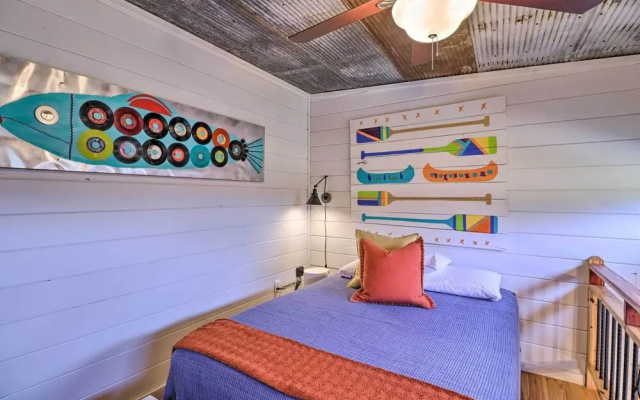 photo 3 of Cheery Pet-friendly Studio w/ Shared Fire Pit