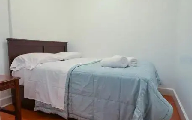 photo 3 of Chelsea Apartment