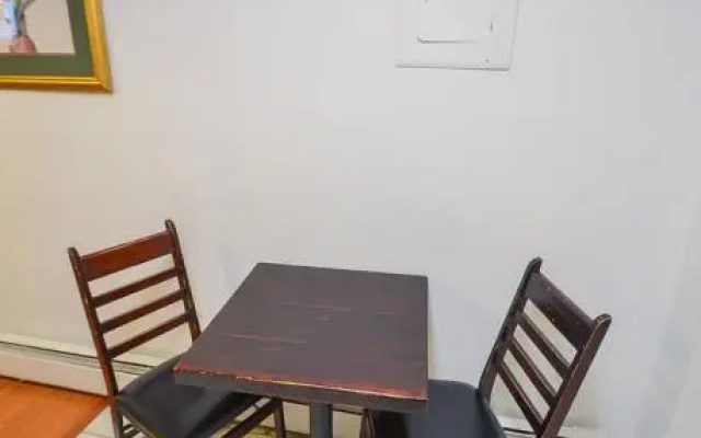 photo 4 of Chelsea Apartment