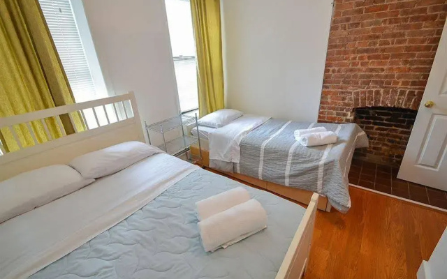 photo 4 of Chelsea Apartment