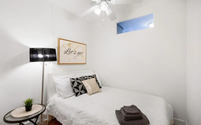 photo 2 of Chelsea Condo - Near Restaurants, Shops, & Trains